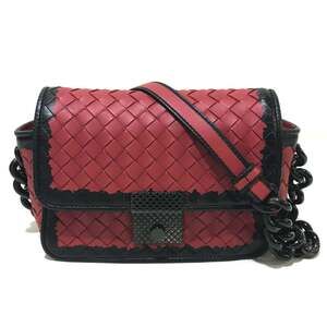 BOTTEGA VENETA Black Lambskin Leather Intrecciato Shoulder Bag